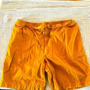 Orange buckle shorts Uniqlo